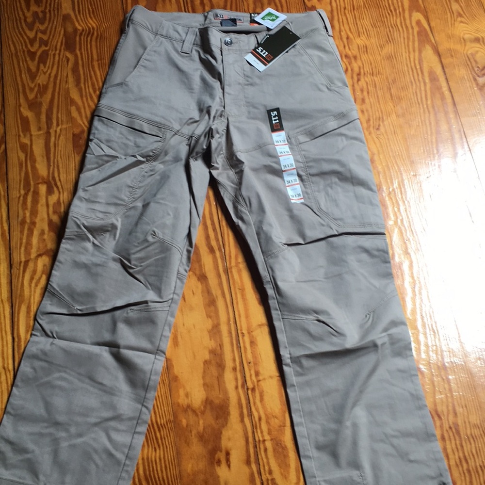 New w/tag 5.11 Apex pants